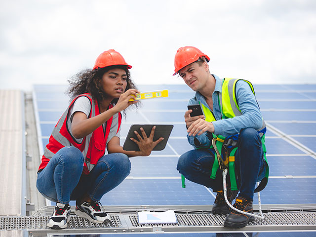 Orientación Solar y Rendimiento Óptimo